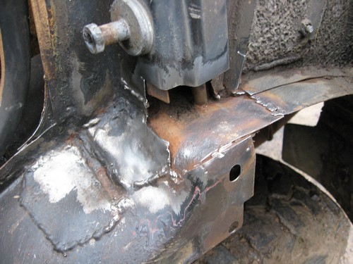 A couple of typical Range Rover rust repairs - Range Rover Forum ...